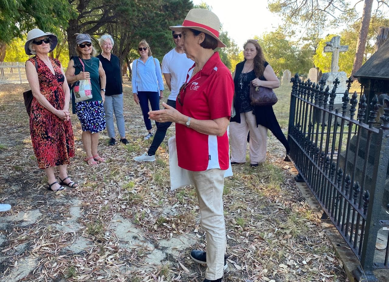 Tour of East Perth Cemeteries — Perth walking tour photo 1